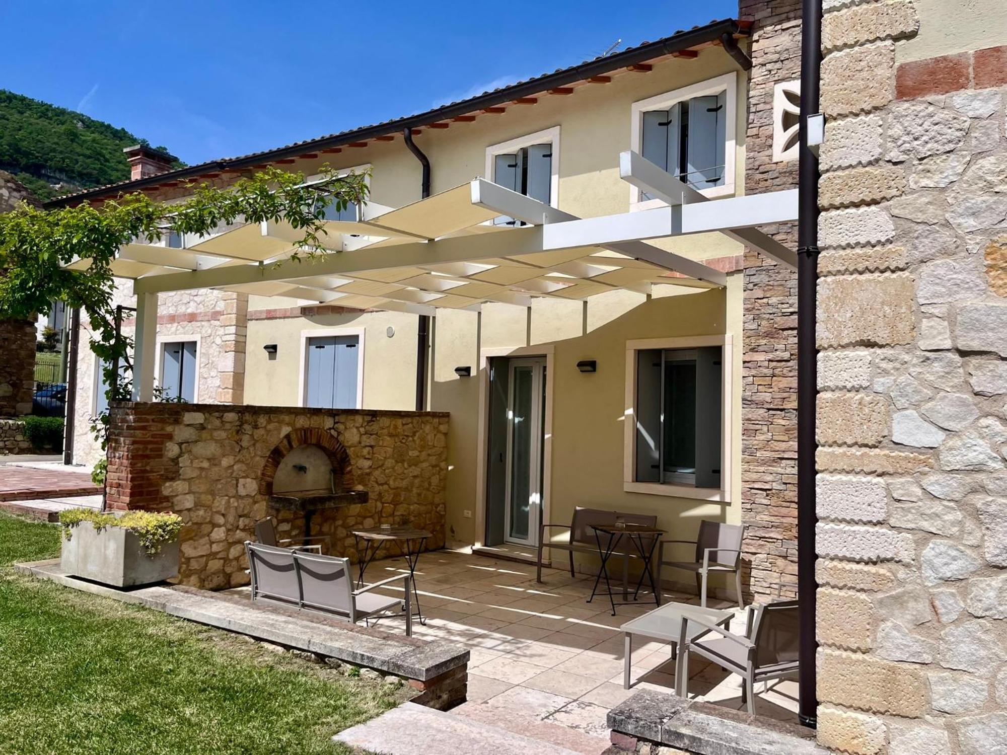 Villavecchia Castegnero Buitenkant foto